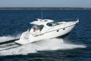 Tiara Yachts USA Sovran 4300 Power Boat For Sale