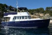 Beneteau Swift 42 Trawler Power Boat For Sale