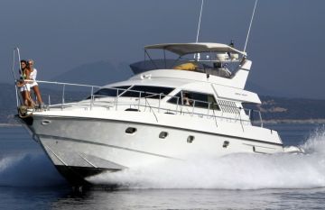 Mochi 44 Flybridge Power Boat For Sale