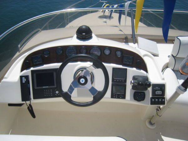 Rodman 38 Power Boat For Sale - €200000. Courtesy www.boatmatch.com Rodman 38 Power Boat For Sale - €200000. Courtesy www.boatmatch.com