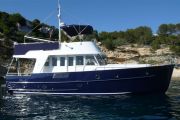 Beneteau Swift 42 Trawler  Power Boat For Sale