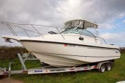 Boston Whaler Conquest 26 Power Boat For Sale
