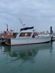 DeFever 47 Power Boat For Sale