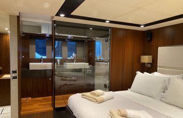 buying Fairline Squadron 65 For Sale