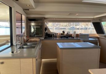 sell Fountaine Pajot Saba 50 For Sale