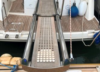 sell Galeon 390 Fly For Sale