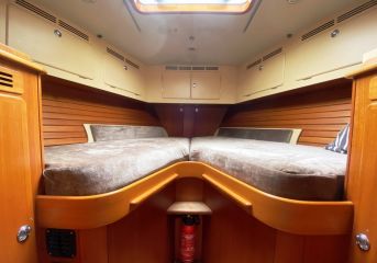 buying Hallberg Rassy 62 For Sale