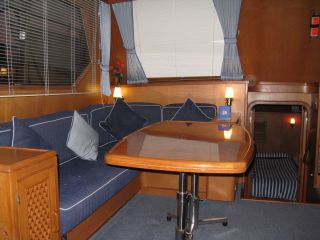 buying Hi Star 48 Sundeck For Sale