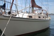 Island Packet 35 Sail Boat For Sale