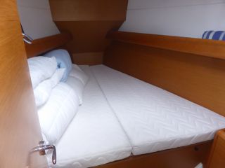 buy Jeanneau Sun Odyssey 389  For Sale