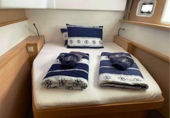buying Lagoon 450 For Sale