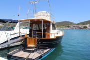 Menorquin 110 Fly  Power Boat For Sale