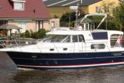 Nimbus 370 - 380 Commander Power Boat For Sale