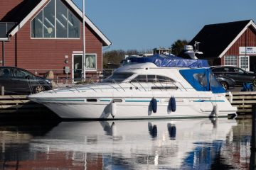 Sealine 360 Statesman Power Boat For Sale